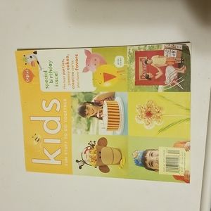 FREE W PURCHASE KIDS FUN CRAFTS MAGAZINE